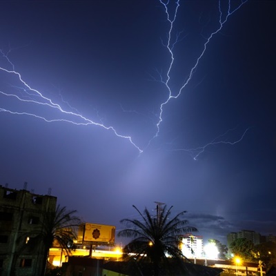 可爱闪电头像图片大全(共16张)