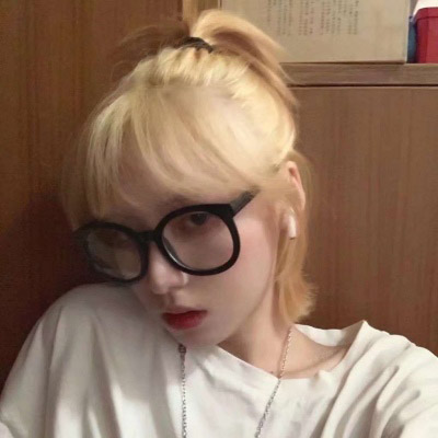 欧美御姐头像高冷气质头像(共18张)