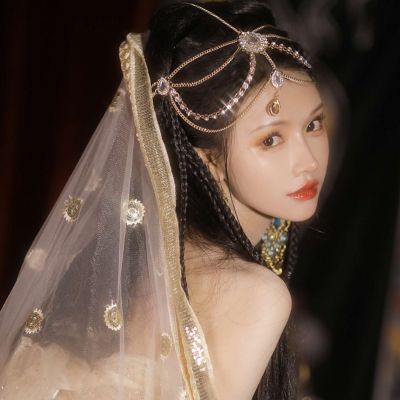 异域风情可爱女生头像(15张)