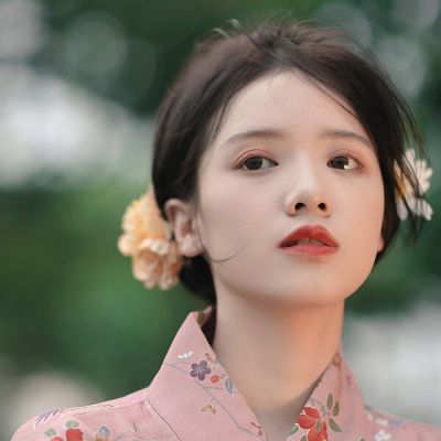 超有感觉的qq个性女生头像图片(18张)