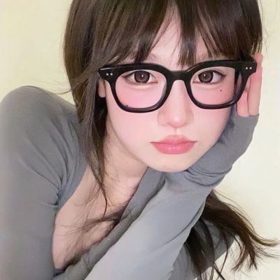 可爱甜美的气质女生头像图片(优选20张)