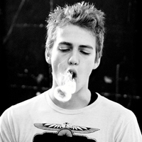 叼烟头像男生霸气头像(共18张)