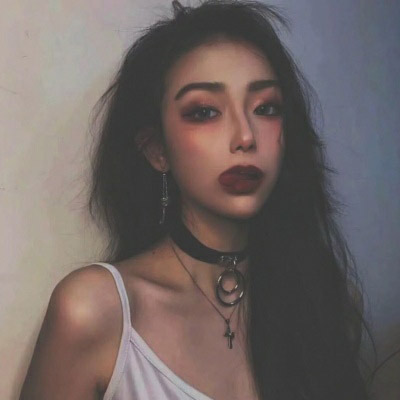 露肩锁骨吊带女神头像(精选18张)