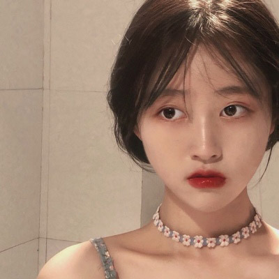 露肩锁骨吊带女神头像(精选18张)