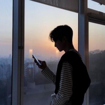 全网最帅的头像图片(共20张)