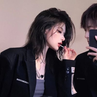 情侣头像很明显很好看的真人图片大全(共18张)