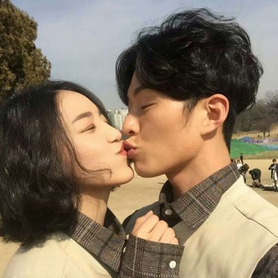 怼情侣秀恩爱的头像(精选16张)