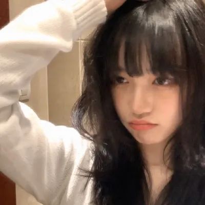 帅气的图片女生头像(18张)