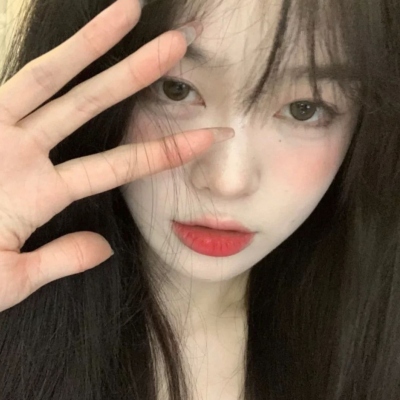 超纯超欲的女生头像图片(20张)