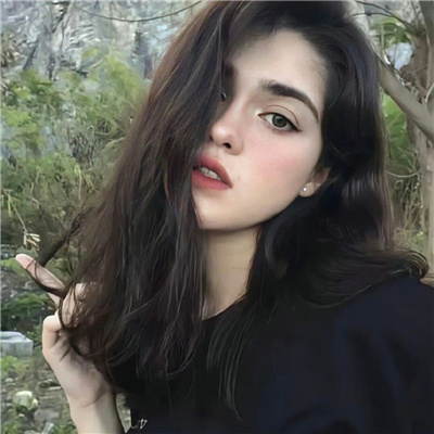 2023好看的美女头像图片(共18张)