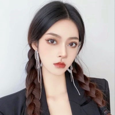 2023年最潮流女生霸气头像(22张)