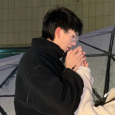 超好看的情侣头像一男一女(精选18张)