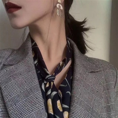 超级好看的网图女头像图片(20张)