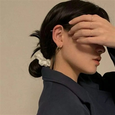 超级好看的网图女头像图片(20张)