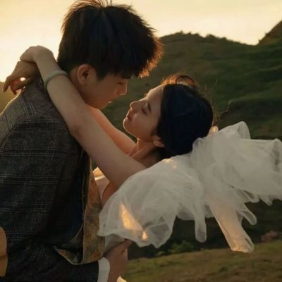 二零二一年最火的情侣头像(精选20张)