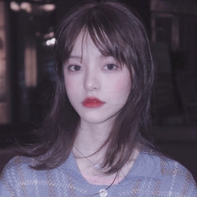 孤傲冷艳淡漠女生头像(优选18张)