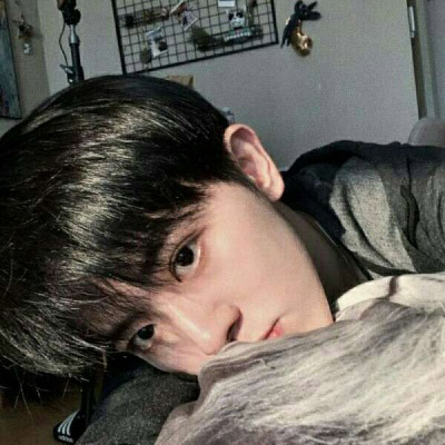 超清气质高冷男神头像(优选18张)