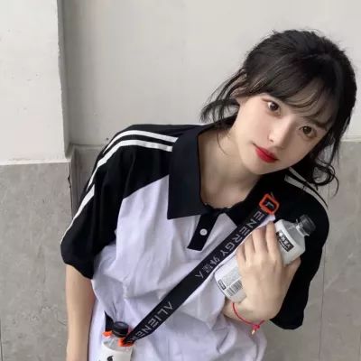 最火的qq头像女生头像(精选20张)