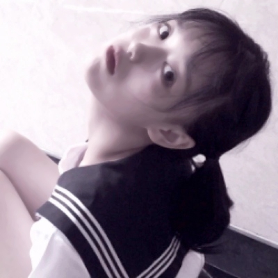 网图小姐姐头像图片(16张)