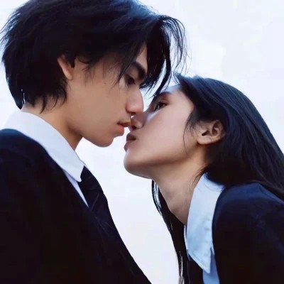 2023年最火爆的真人情侣头像(优选18张)