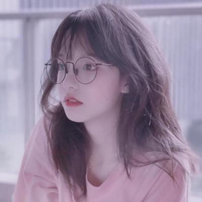 文艺女青年微信头像图片(精选16张)