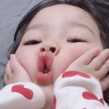 高清超萌的超可爱小女孩微信头像图片(共18张)