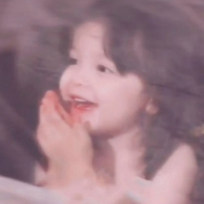 高清超萌的超可爱小女孩微信头像图片(共18张)