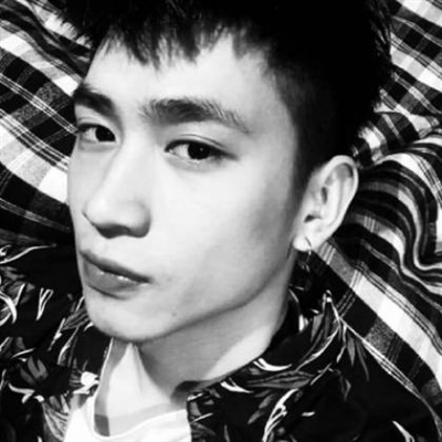 黑白男生帅哥时尚超酷的微信头像(优选18张)