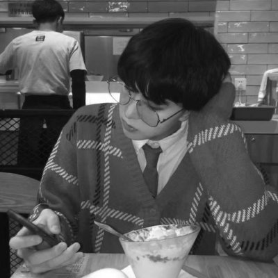 最新高清帅气黑白男头(精选18张)