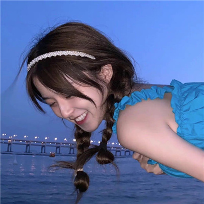 好看的甜美头像图片(18张)