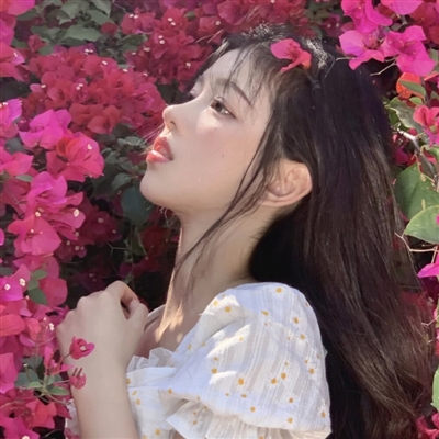 很有气质的女生头像(共22张)