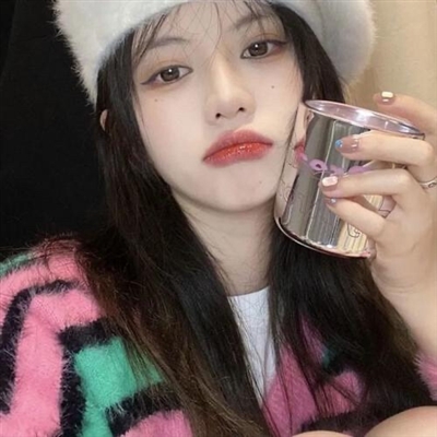 很有气质的女生头像(共22张)