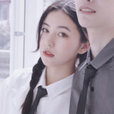 情头像情侣双人一人一张(精选22张)