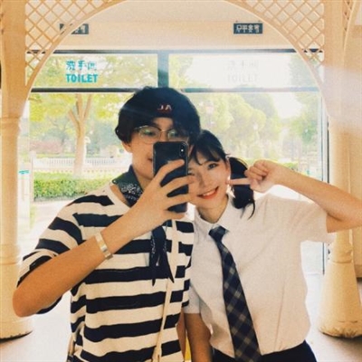 情头像情侣双人一人一张(精选22张)