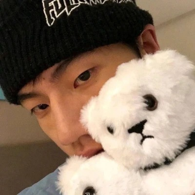 男生比较喜欢的头像(20张)