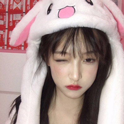 超甜超撩的微信女头像图片(精选18张)