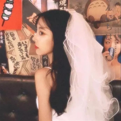 女生穿着婚纱的头像(共26张)