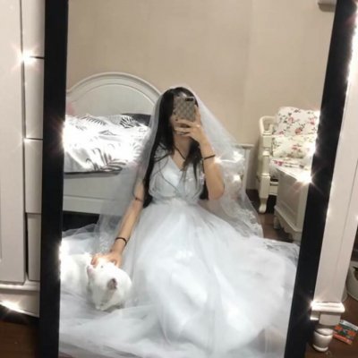 女生穿婚纱头像图片(优选24张)