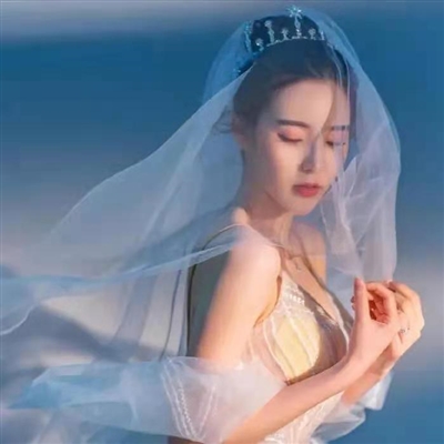 女生穿婚纱头像图片(优选24张)