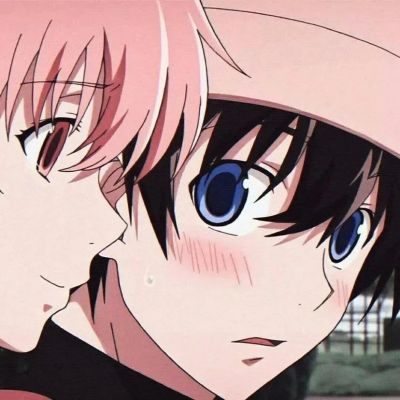 一男一女卡通情侣头像(18张)