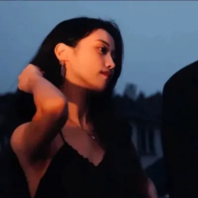 霸气高冷情头一男一女(精选16张)