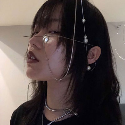 高级又霸气的女头像(精选16张)