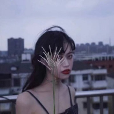 高级又霸气的女头像(精选16张)