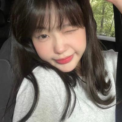 长发女微信头像图片(优选18张)