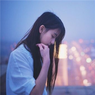 女生长发头像高清头像(精选20张)
