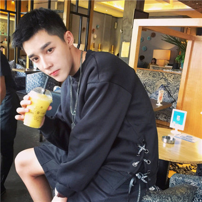适合00后90后的个性男生头像图片(优选20张)