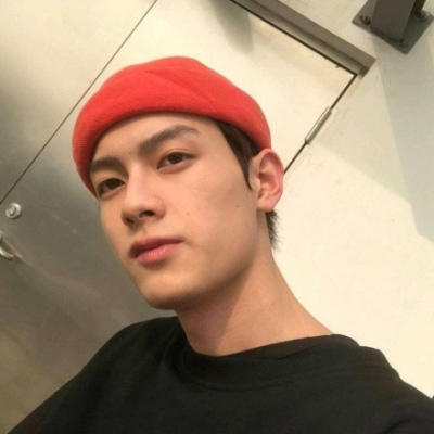 适合00后90后的个性男生头像图片(优选20张)
