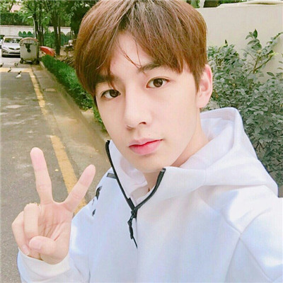 适合00后90后的个性男生头像图片(优选20张)