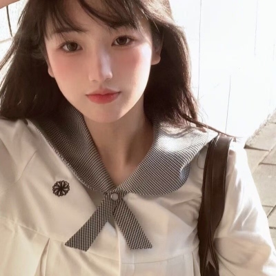 超温柔干净的女生头像(精选22张)