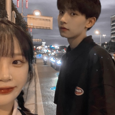 呆萌小可爱的情侣头像(共16张)